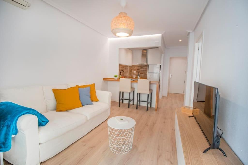 Feines Appartement Mit Hafenblick Santa Pola Dış mekan fotoğraf